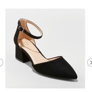 Black Pointed Toe Chunky Heel flats